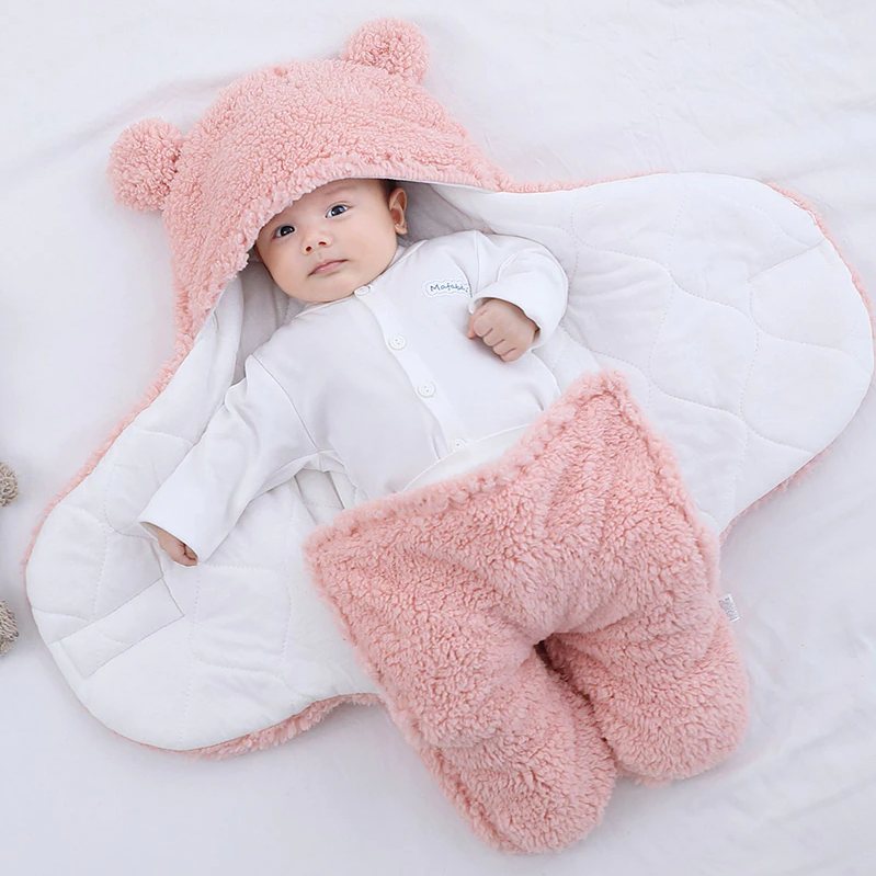 BabyBear Nallepeitto – Pehmeä ja lämmin vauvanpeitto ulkoiluun