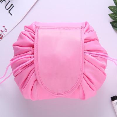 Make-up Bag Pro – Kokoontaitettava ja tilaa säästävä meikkipussi matkalle ja kotiin