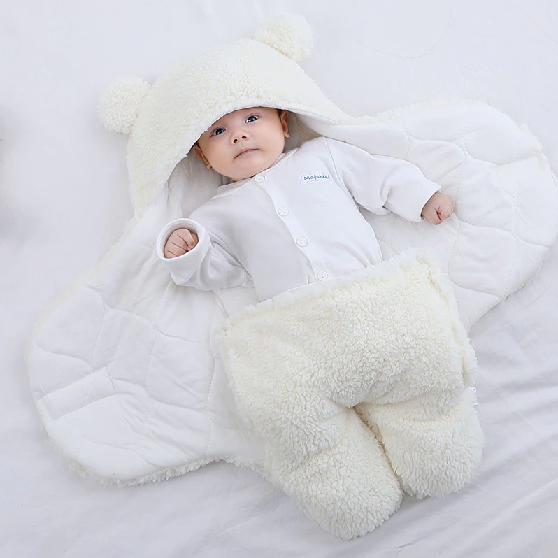 BabyBear Nallepeitto – Pehmeä ja lämmin vauvanpeitto ulkoiluun