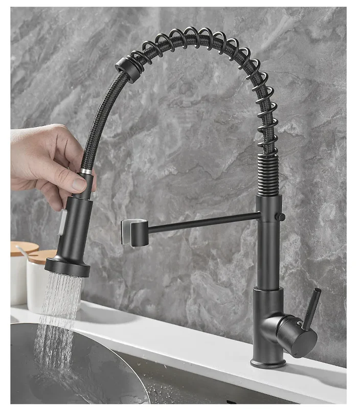 DualFlow Luxe™ Keittiöhana – Musta & Kulta Eleganssia Kaksisuuttimisella Muotoilulla