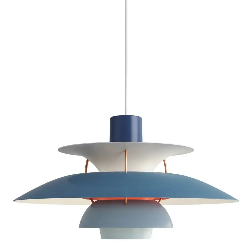 AuraLuxe moderni kattovalaisin – Himmennettävä LED-valo, elegantti metallirakenne, helppo asennus