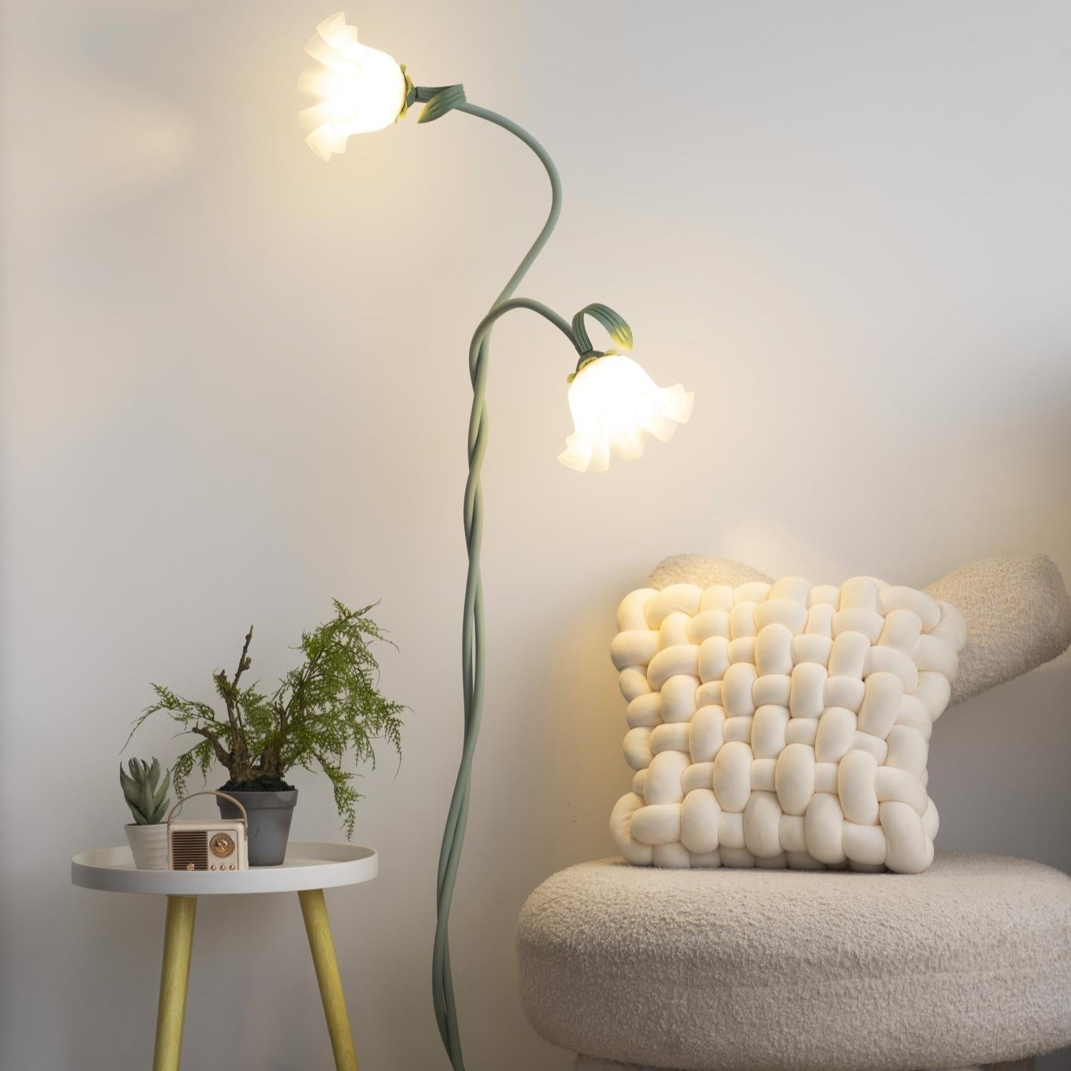 Flowers LED Floor Lamp with Matte Green Finish