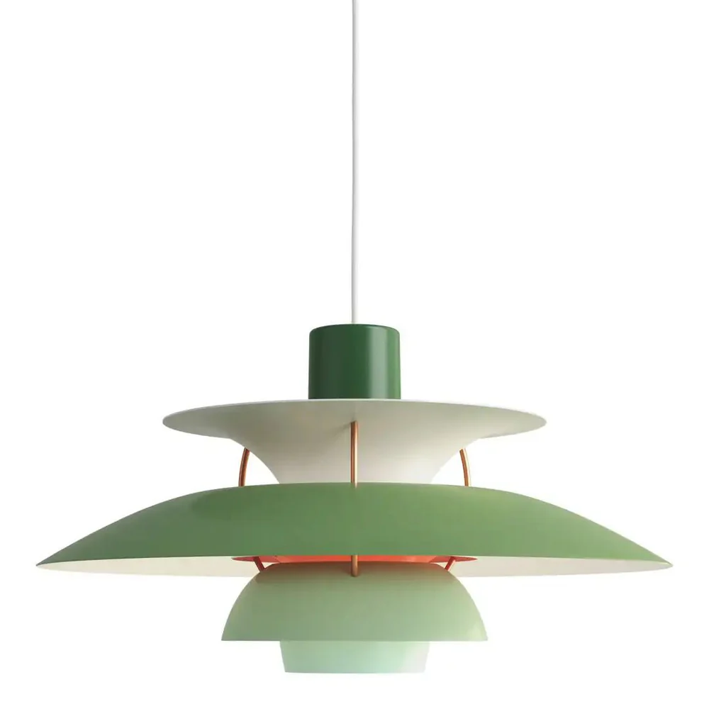 AuraLuxe moderni kattovalaisin – Himmennettävä LED-valo, elegantti metallirakenne, helppo asennus