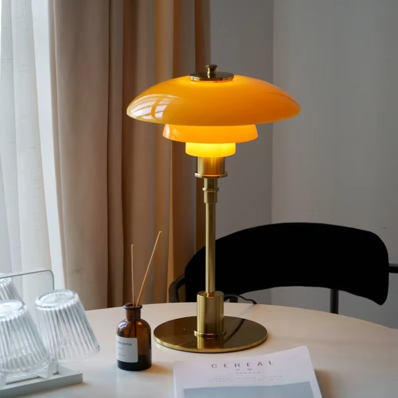 LED-pöytälamppu Moderni Tanskalainen Design