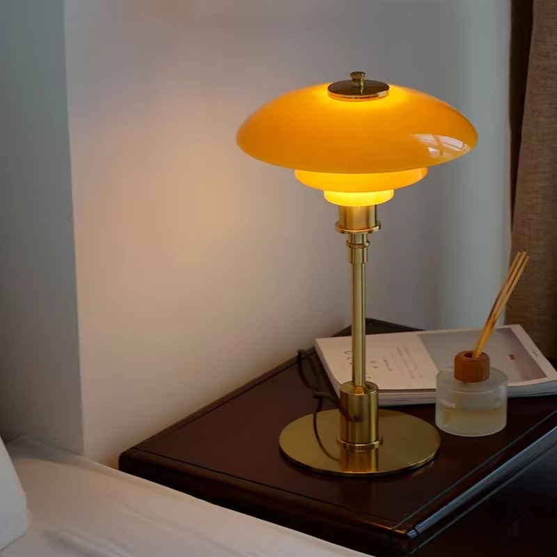 LED-pöytälamppu Moderni Tanskalainen Design