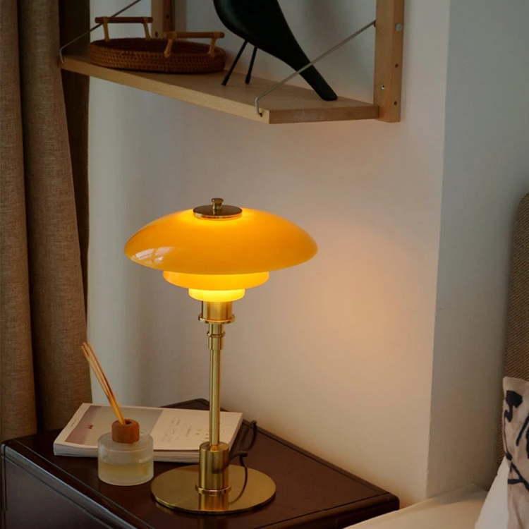 LED-pöytälamppu Moderni Tanskalainen Design
