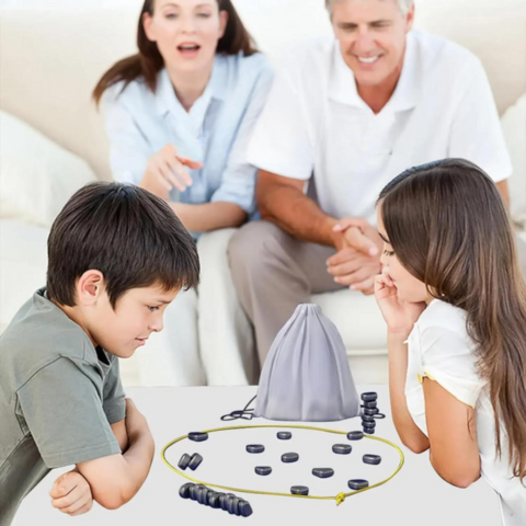 Kletshuts™ MagneticChess – Strateginen Magneettinen Lautapeli Perheelle ja Ystäville