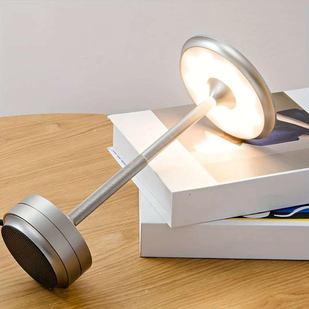 LED Pöytälamppu USB Yöpöydälle ja Sisäkäyttöön