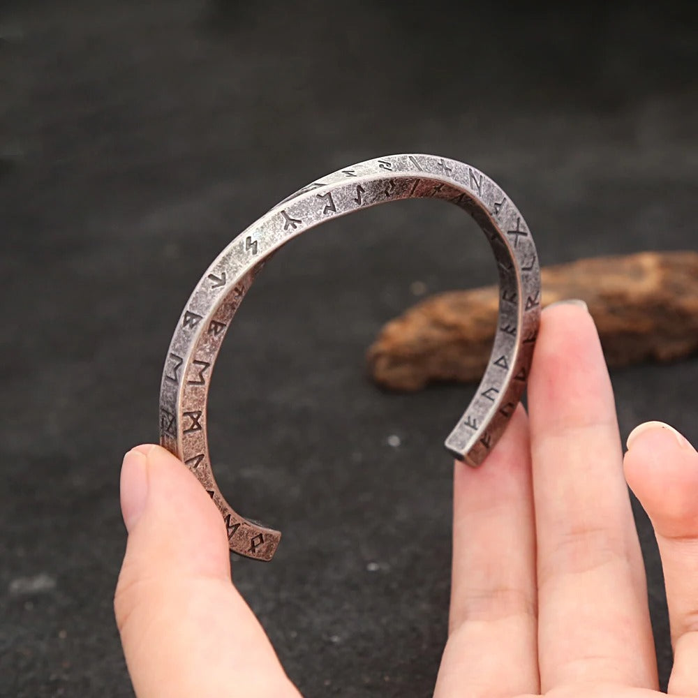 Viking Valor Mobius -rannekoru - avaa viikinkien voima ja vahvuus