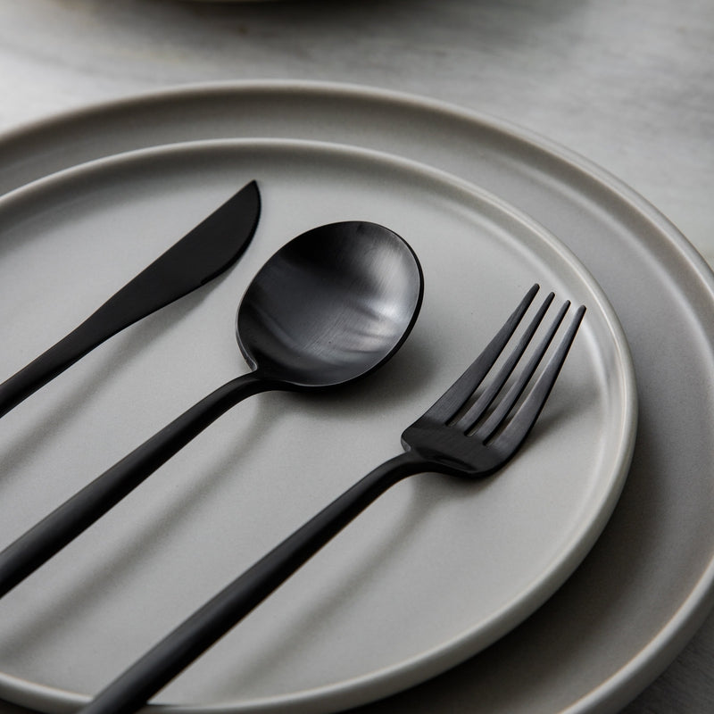 Ruokailuvälineet Minimalistinen Muotoilu