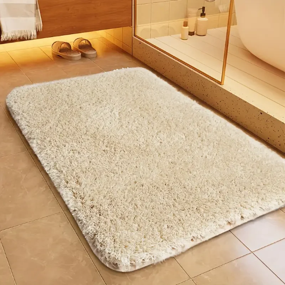 AquaComfort Liukumaton Kylpyhuonematto – Pehmeä ja Moderni Design Neutraaleissa Väri­sävyissä