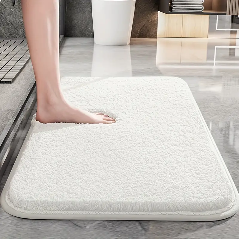 AquaComfort Liukumaton Kylpyhuonematto – Pehmeä ja Moderni Design Neutraaleissa Väri­sävyissä